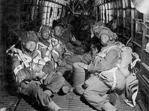 Parachute troops line the inside of a Armstrong Whitworth Albemarle