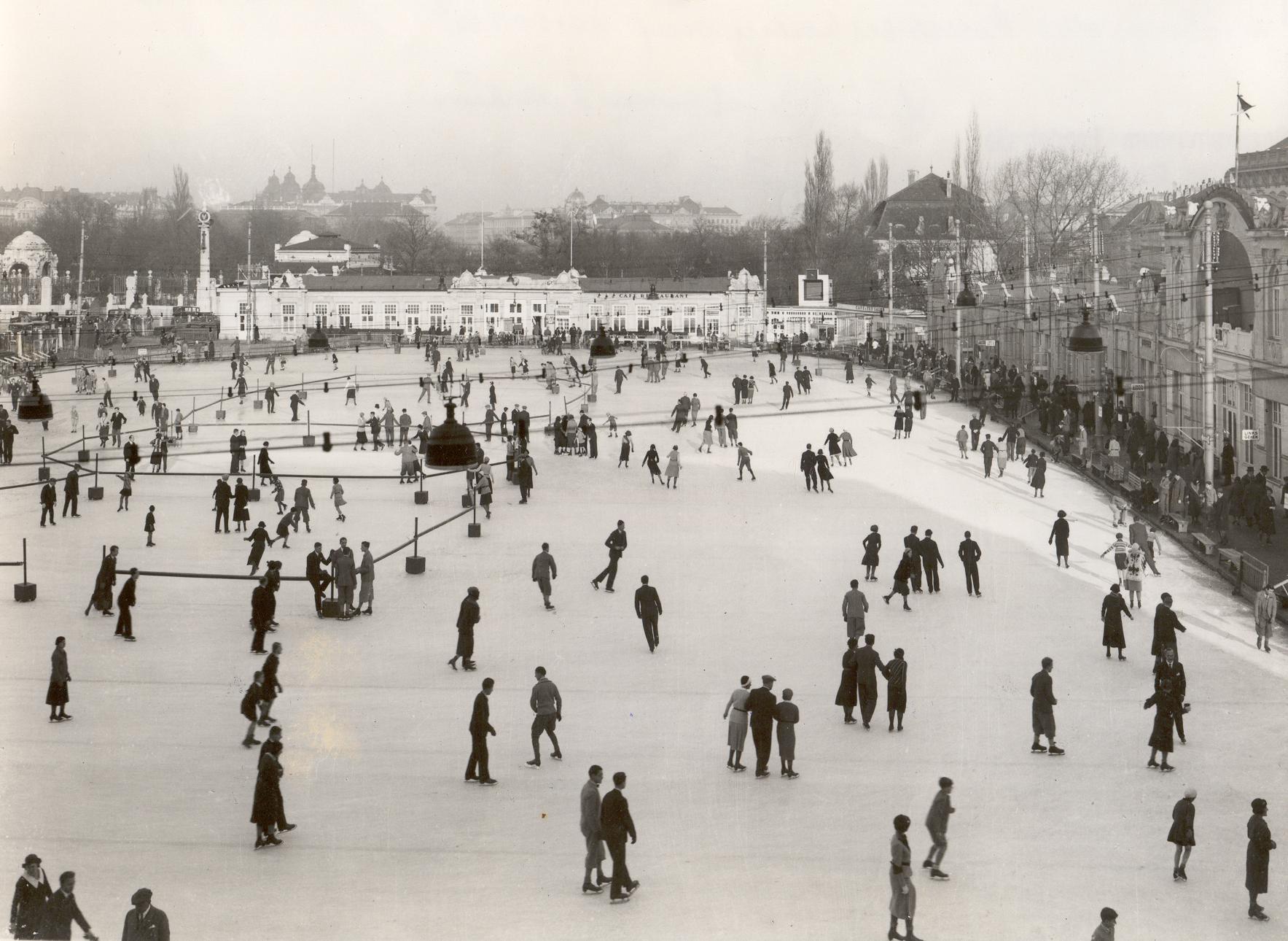 Platz des Wiener Eislaufvereins in den 20er-Jahren