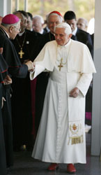 Auxiliary Bishop Richard J. Sklba greets Pope Benedict XVI